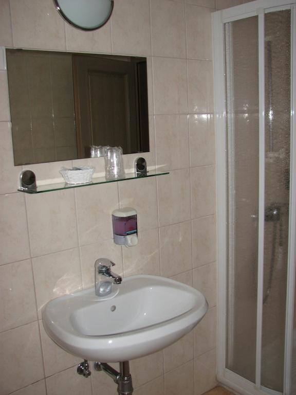 Gostisce Masun Hotel Kültér fotó