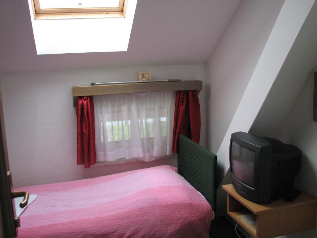 Gostisce Masun Hotel Szoba fotó